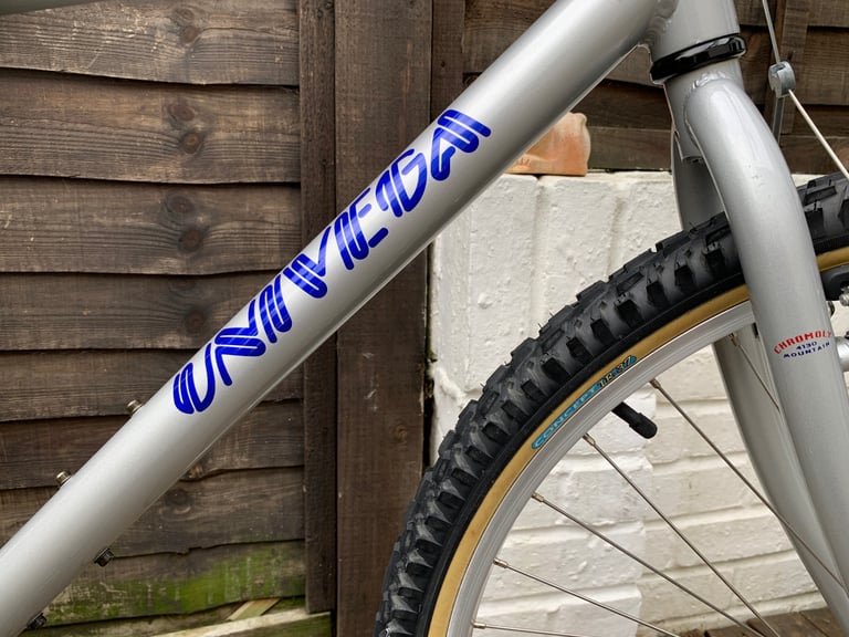 Retro Univega Aluminium 700 SE 26” Wheel Mountain Bike (Fully Serviced)