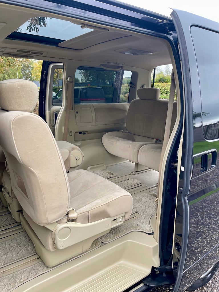 2016 Nissan Elgrand HIGHWAY STAR 3.5 V6 4WD PETROL MPV TWIN SUNROOF  MPV PETROL Automatic