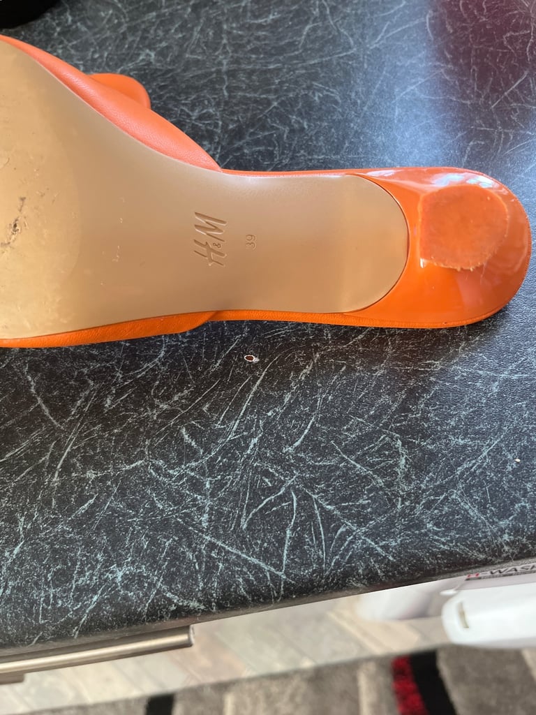 HM low heeled orange shoes 