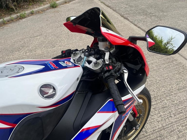 2010 60 HONDA CBR 1000 RR-A FIREBLADE CBR1000RR HRC COLOURS 15k MILES CBR1000