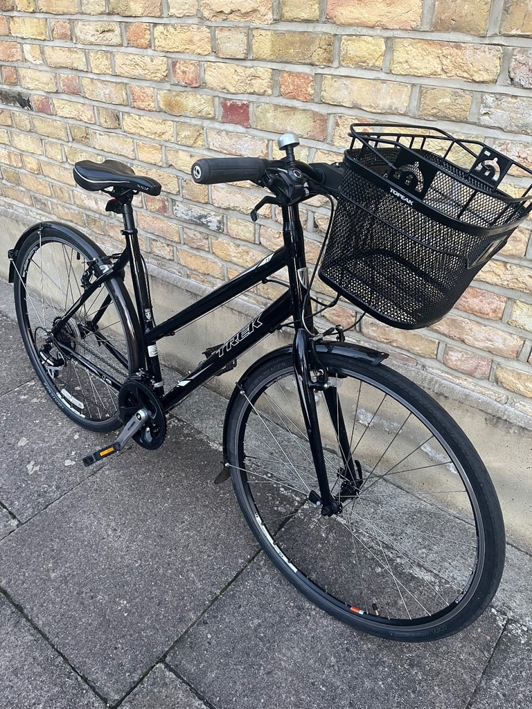 TREK 7.1 FX Step-Through Hybrid Lightweight Ladies bike in Black Chrome colour