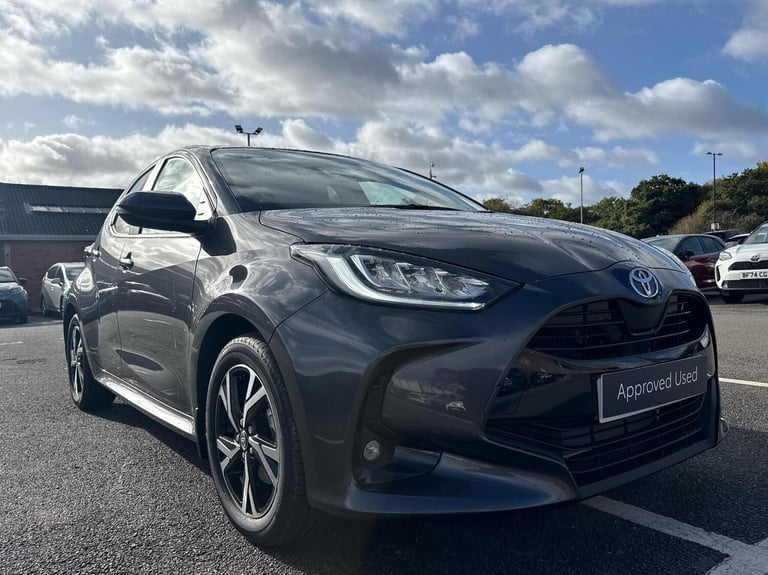 2025 Toyota Yaris 1.5 Hybrid Design 5dr CVT Hatchback Hybrid Automatic