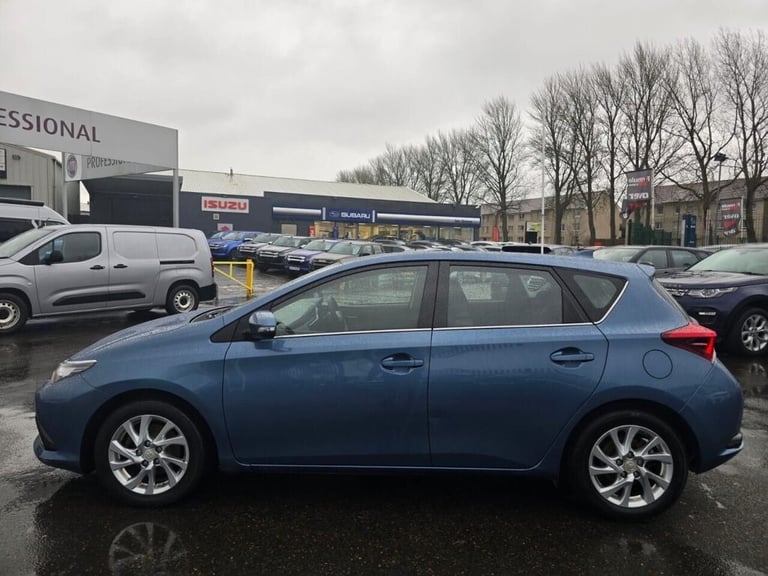 2016 Toyota Auris 1.6 D-4D ICON 5d 110 BHP Hatchback Diesel Manual