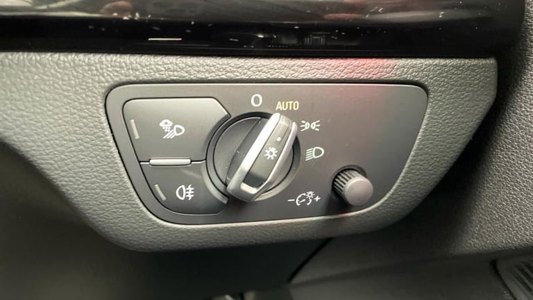 2024 Audi Q5 Black Edition 40 TDI quattro 204 PS S tronic Automatic SUV Diesel Automatic