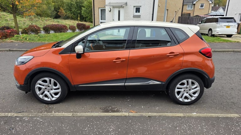 Renault, CAPTUR, Hatchback, 2015, Manual, 1461 (cc), 5 doors