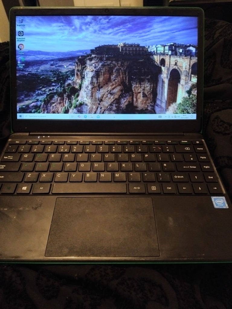 GeoBook 240 14.1" Intel Pentium Green -N5030 1.1GHz Minecraft