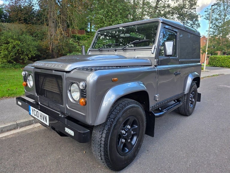2010 Land Rover Defender 90 2.4 TDCi Hard Top SUV 4WD SWB Euro 4 3dr SUV Diesel Manual
