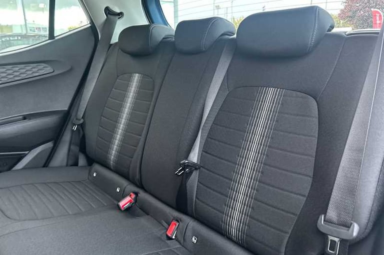 2025 Hyundai i10 1.2 Advance Hatchback 5dr Petrol Auto Euro 6 (s/s) (79 ps) Hatchback Petrol Auto...