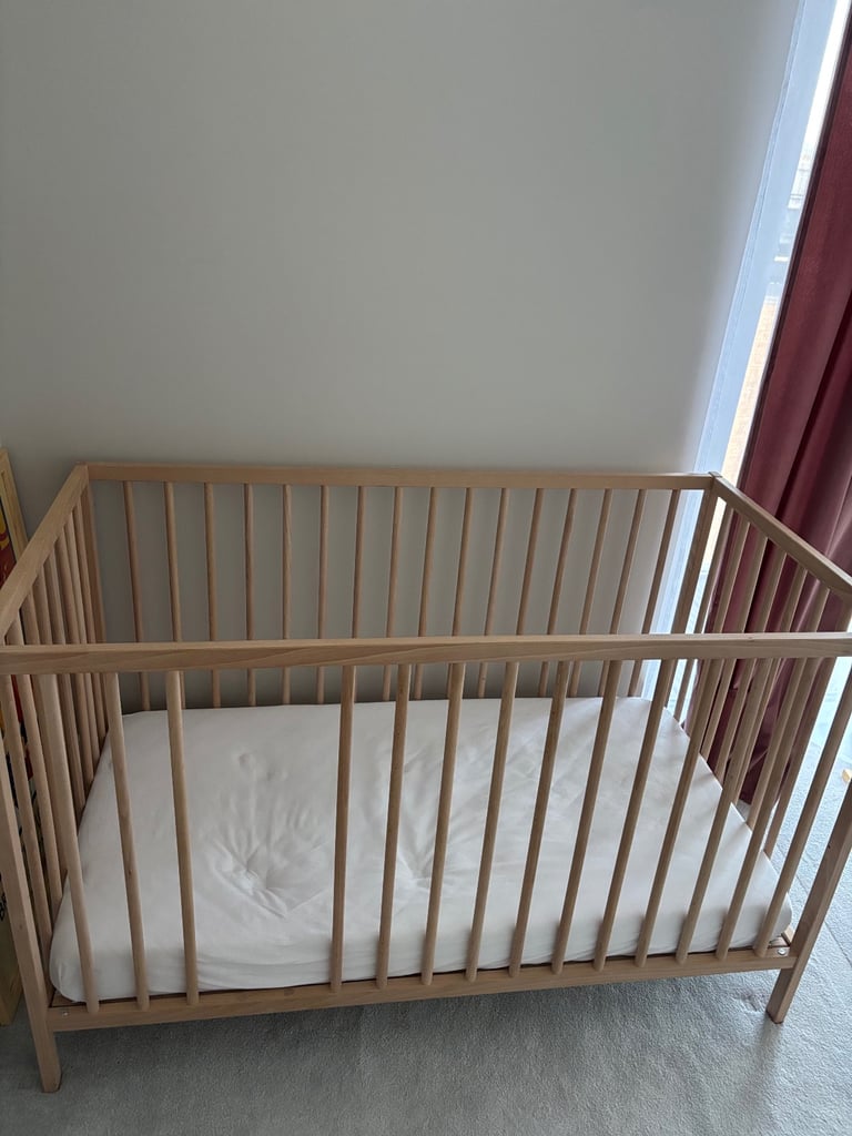 image for Baby/toddler cot with mattress 