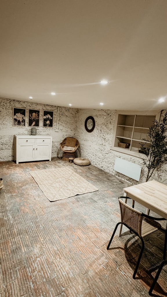 Therapy room to rent 