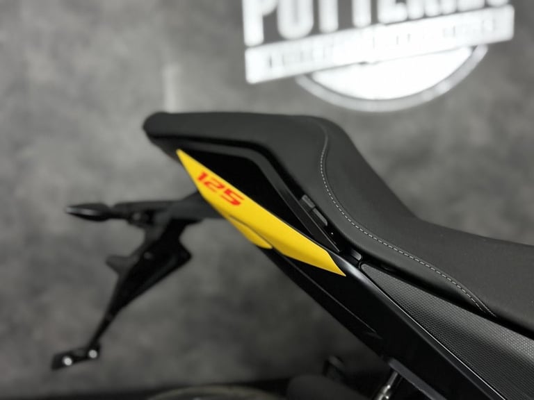 Aprilia Tuono 125 2025 Viper Yellow