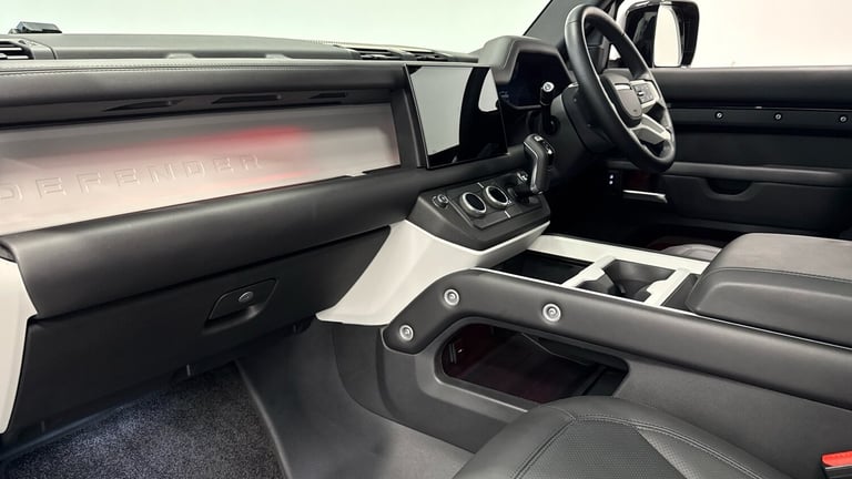 2025 Land Rover Defender 3.0 D350 X-Dynamic HSE 110 5dr Auto ESTATE DIESEL Automatic