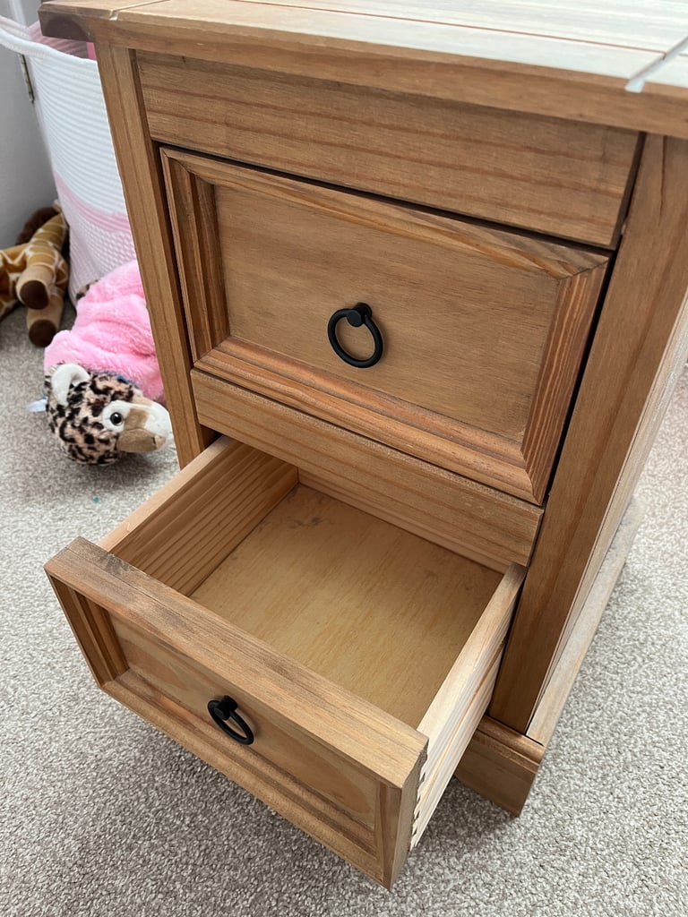 Pine bedside table 