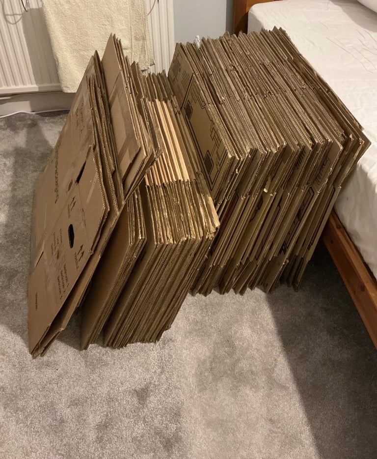 image for Packing boxes for a house move or storage