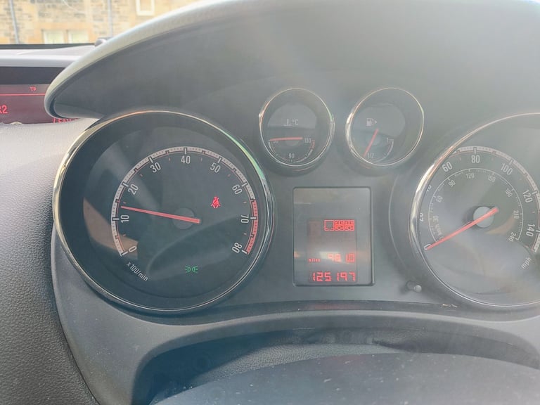 Vauxhall, MERIVA, MPV, 2012, Manual, 1364 (cc), 5 doors