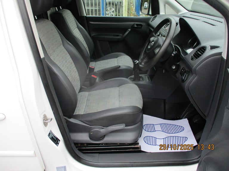 2014 Volkswagen Caddy Maxi 1.6 TDI BlueMotion Tech 102PS Startline Van PANEL VAN Diesel Manual