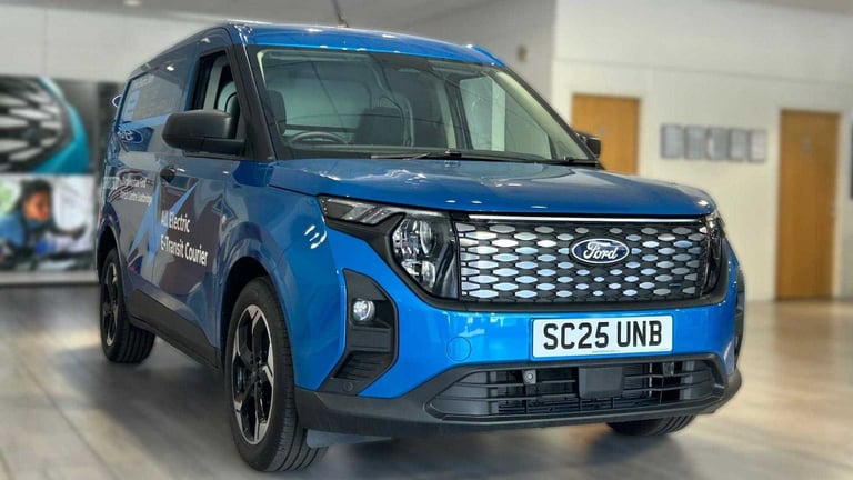 2025 Ford Transit Courier 100kW 43kWh Trend Van Auto PANEL VAN ELECTRIC Automatic