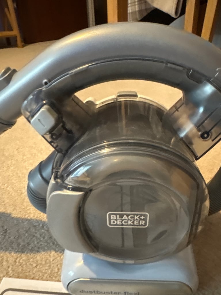 Black & Decker car hoover rechargeable