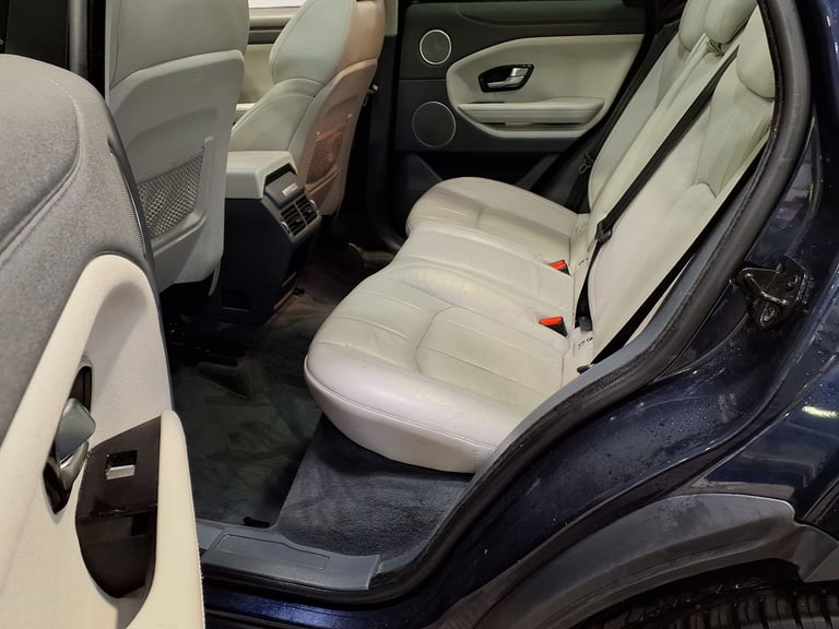 ABSOLUTELY STUNNING 2017 LAND ROVER, RANGE ROVER EVOQUE. AUTOMATIC. MOT 05/09/2026. FSH