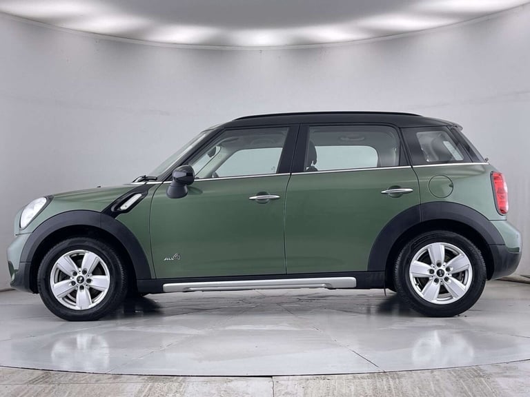 2016 MINI Countryman 2.0 Countryman Cooper D All4 Auto 4WD 5dr SUV Diesel Automatic