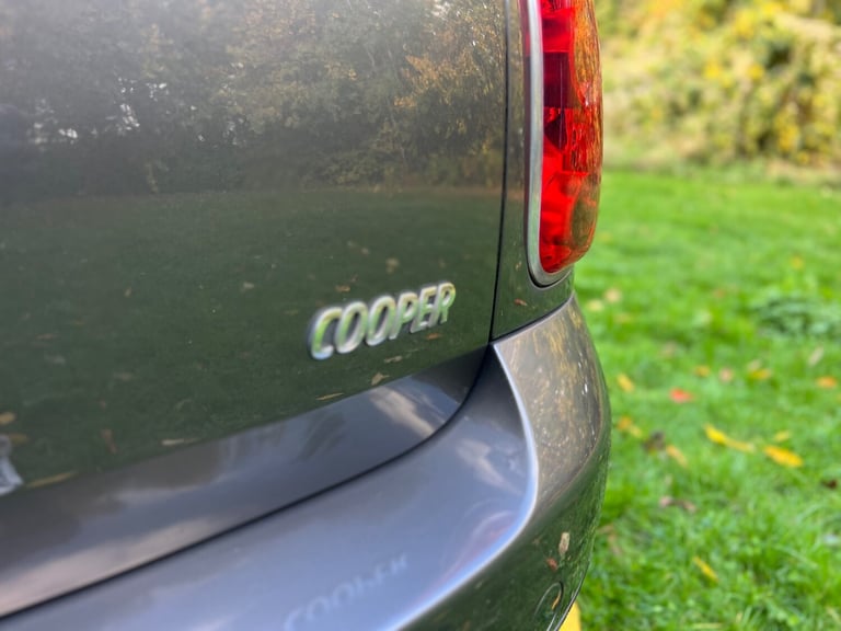 2011 MINI Countryman 1.6 Cooper 5dr Auto HATCHBACK Petrol Automatic