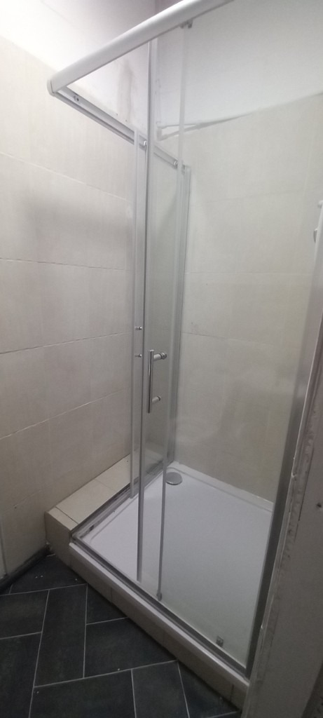 **LET BY**FLAT 7**6 WATERLOO ROAD**BURSLEM**HIGH SPEC**