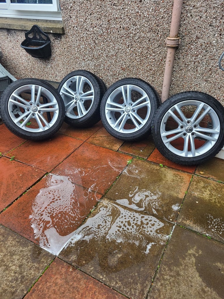 Mint condition aloys 18&quot Vauxhall 