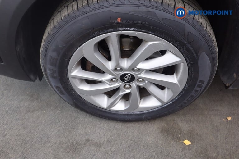 2017 Hyundai TUCSON 1.7 CRDi Blue Drive SE Nav 5dr 2WD SUV Diesel Manual