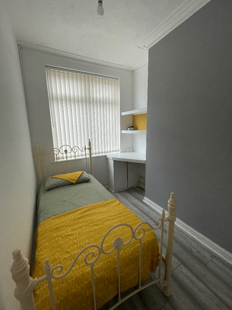 Spacious and Cosy Single Room available for Rent in – ST4 6EE