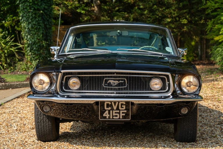 2022 Ford Mustang 390 cu 6.3 litre  V8 GT Fastback  Coupe Petrol Manual