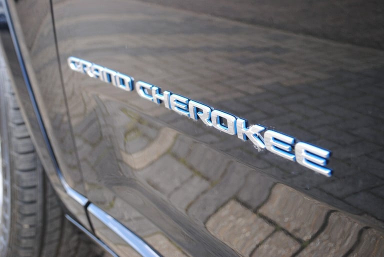 2023 Jeep Grand Cherokee 2.0 Turbo 4xe PHEV Overland 5dr Auto Station Wagon Petrol Parallel PHEV ...