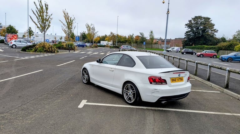 BMW, 1 SERIES, Coupe, 2013, Manual, 1995 (cc), 2 doors