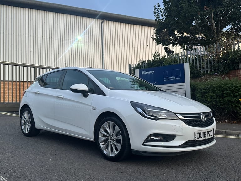 2018 Vauxhall Astra 1.4T 16V 125 Design 5dr HATCHBACK Petrol Manual
