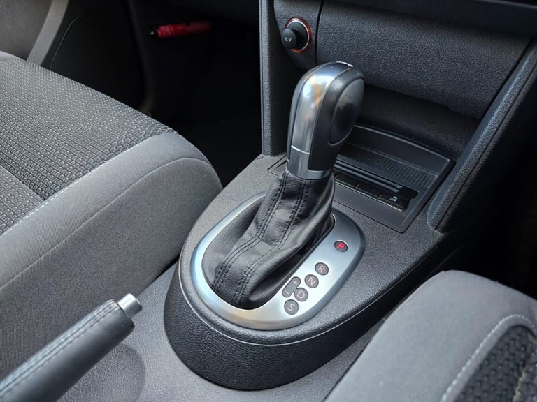 2014 Volkswagen Touran 1.4 TSI BlueMotion Tech SEL DSG Euro 6 (s/s) 5dr MPV Petrol Automatic