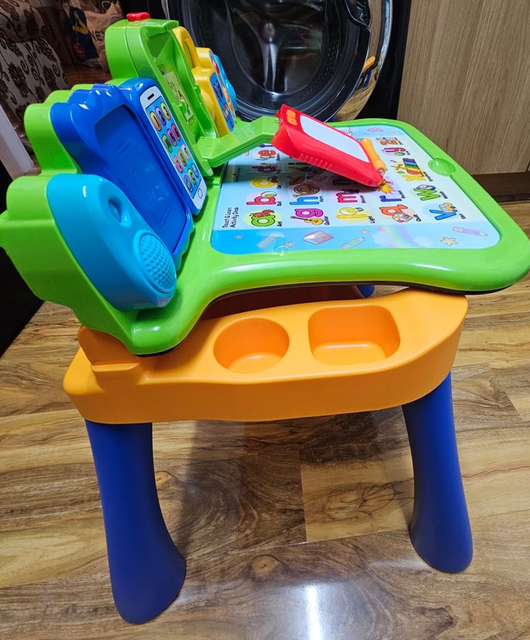 Vtech Touch & Learn Activity Desk