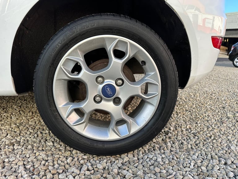 2012 Ford Fiesta 1.4 Zetec 3dr HATCHBACK Petrol Manual