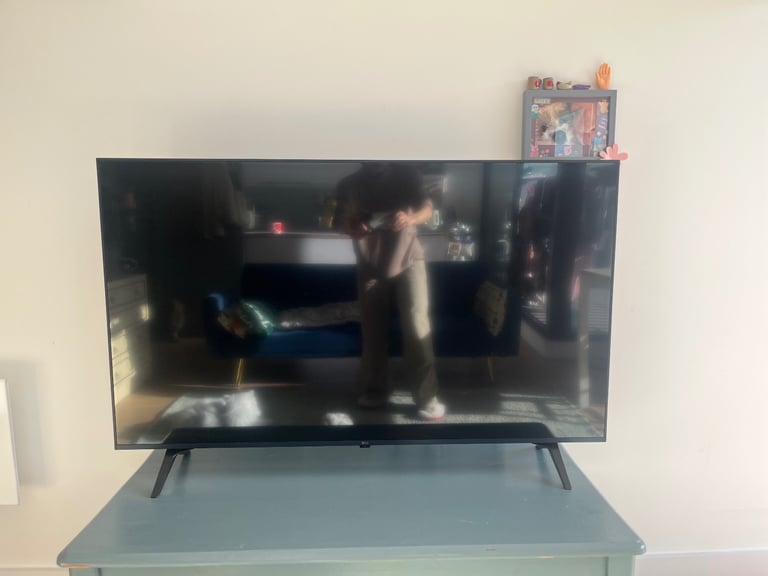 For sale:  LG 50” 4K Smart TV (2023) – £250