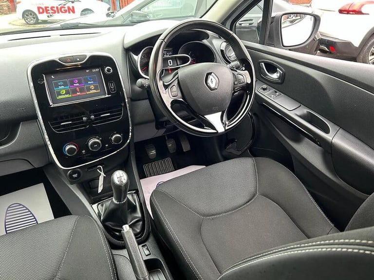 2016 Renault Clio 1.2 16V Dynamique Nav 5dr HATCHBACK PETROL Manual