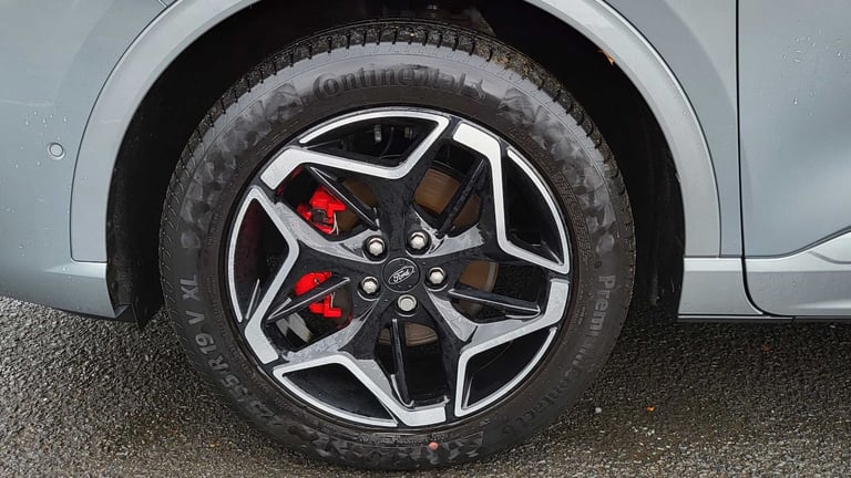2024 Ford Kuga 2.5 PHEV ST-Line X 5dr CVT SUV Plug-In Hy Automatic