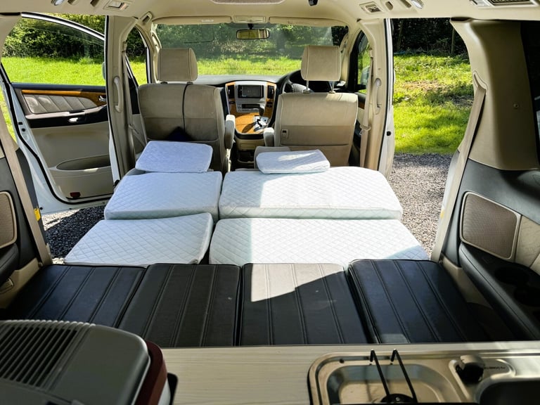 TOYOTA ALPHARD 2005 2.4 PETROL AUTO CAMPER VAN POP TOP ROOF REAR CONVERSION
