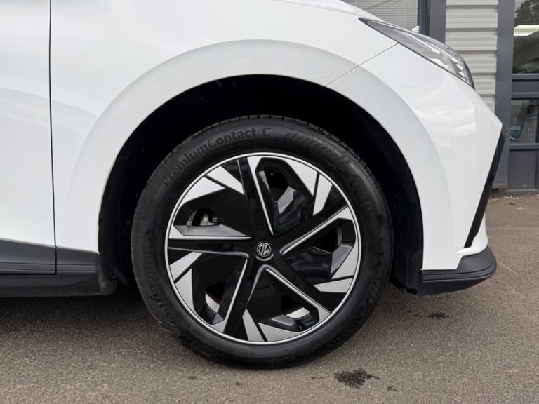  MG Motor UK Mg4 125kW SE EV 51kWh 5dr Auto Electric