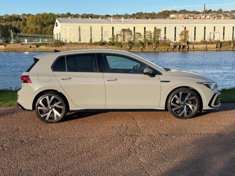 2023 23 VOLKSWAGEN GOLF 1.5 TSI R-LINE HATCHBACK 5DR PETROL MANUAL EURO 6 (S/S) 
