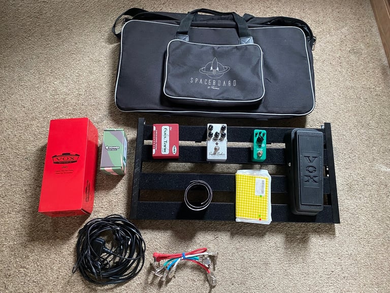 Guitar pedalboard bundle