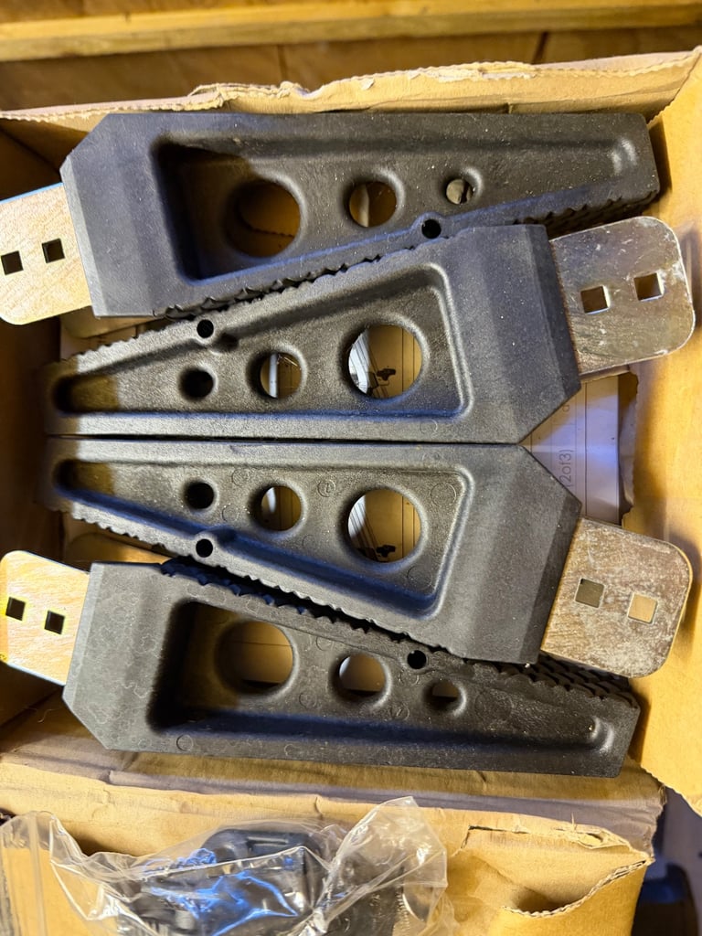 Rhino roof bar load ends
