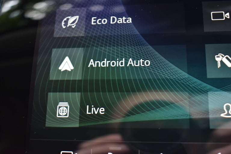 2019 Land Rover Range Rover Sport SDV6 AUTOBIOGRAPHY DYNAMIC+Sliding Panoramic Sunroof and 22 All...