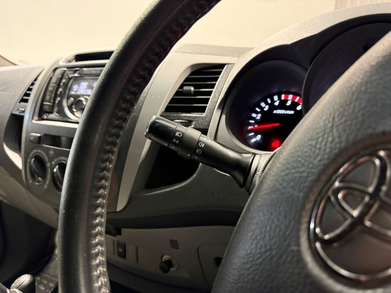 2010 60 TOYOTA HI-LUX 2.5 D-4D HL3 PICKUP 4DR DIESEL MANUAL 4WD (194 G/KM, 144 B