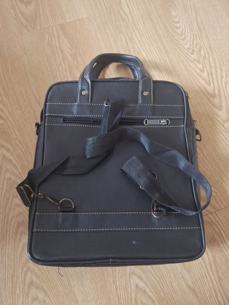 Black Leather Laptop / Document Bag — Excellent Condition
