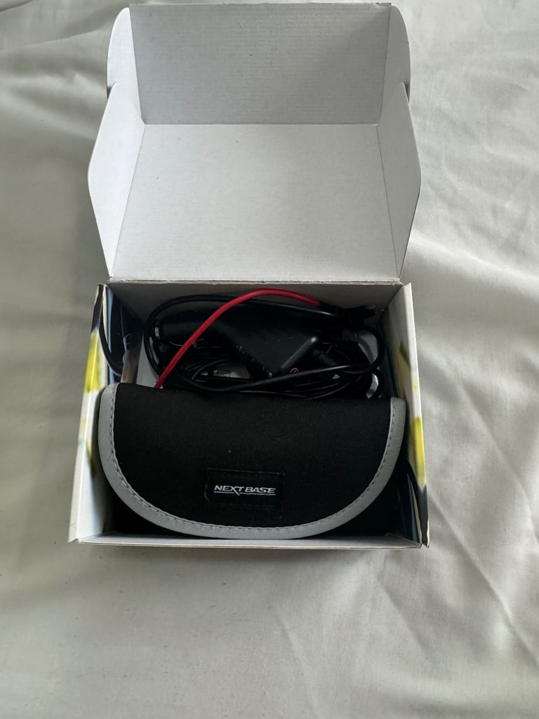 Nextbase 312GW In-Car Dash Camera + Extras RRP £180