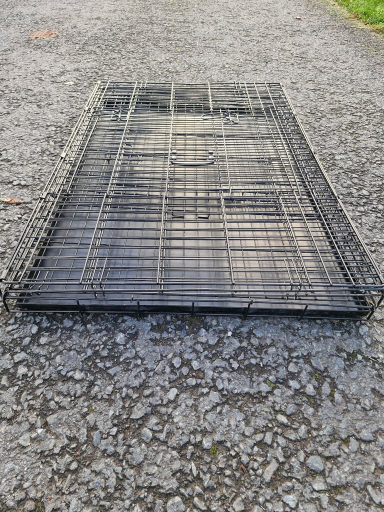 XL Dog crate. 