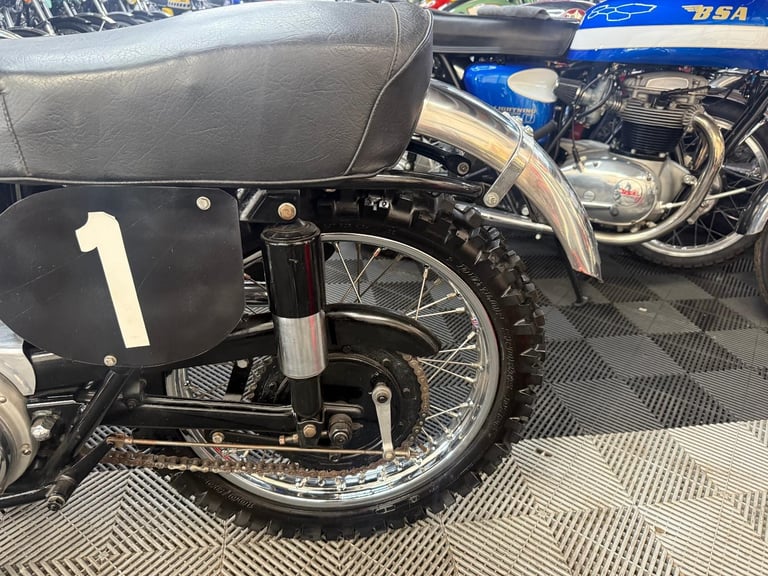 1954 Ariel Mk1 HS 500 scrambler, presented in restored condition, px welcome